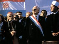 https://www.tportal.hr/vijesti/clanak/svjedoci-vremena-o-povijesnom-danu-kako-je-izgledao-i-sto-se-sve-dogadalo-tog-30-svibnja-1990-foto-20180530